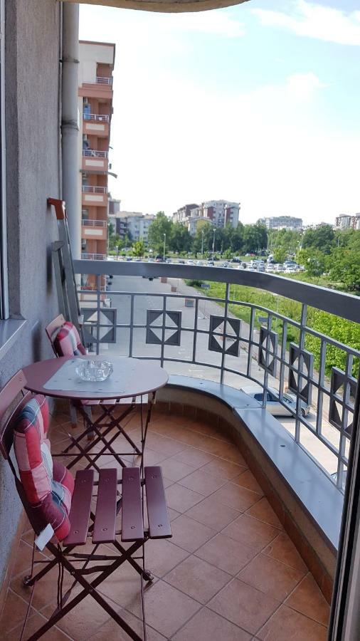Cozy Home In Skopje Exterior foto